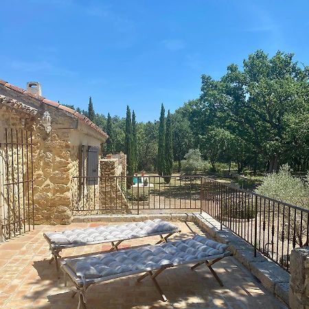 Domaine Du Commandeur Bed & Breakfast Mondragon Bagian luar foto