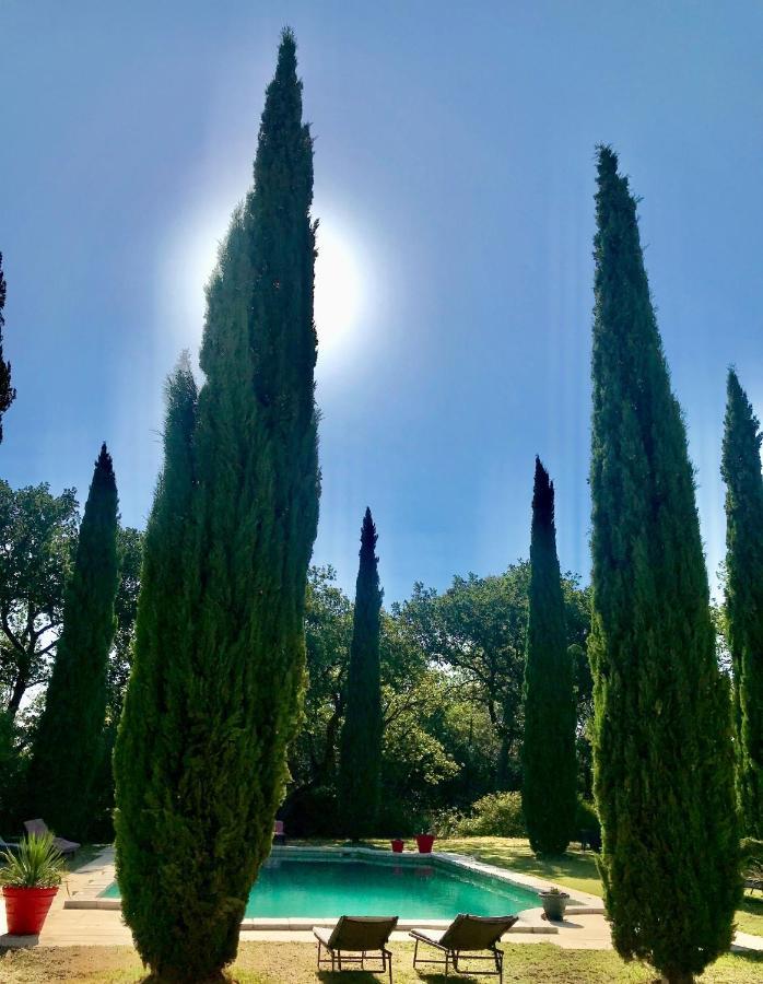 Domaine Du Commandeur Bed & Breakfast Mondragon Bagian luar foto