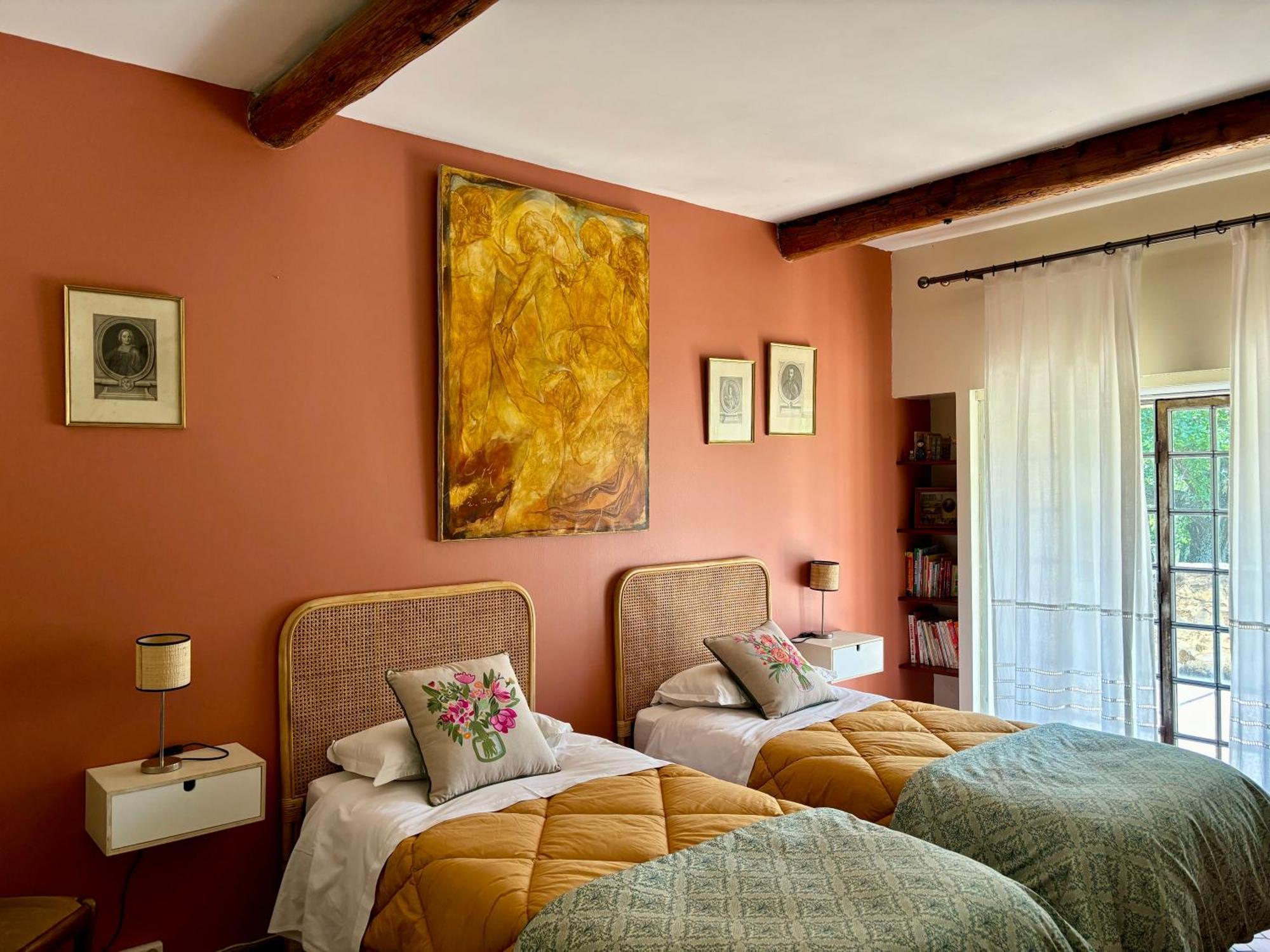 Domaine Du Commandeur Bed & Breakfast Mondragon Bagian luar foto