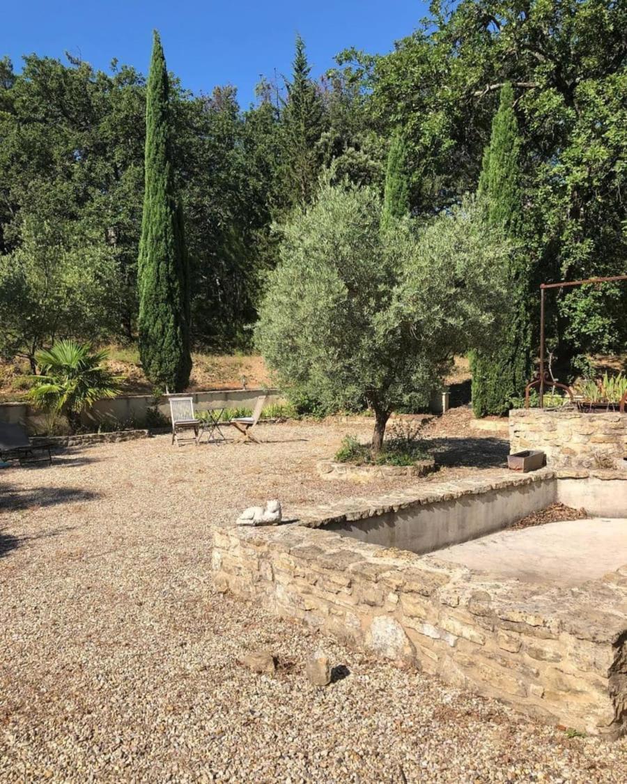 Domaine Du Commandeur Bed & Breakfast Mondragon Bagian luar foto