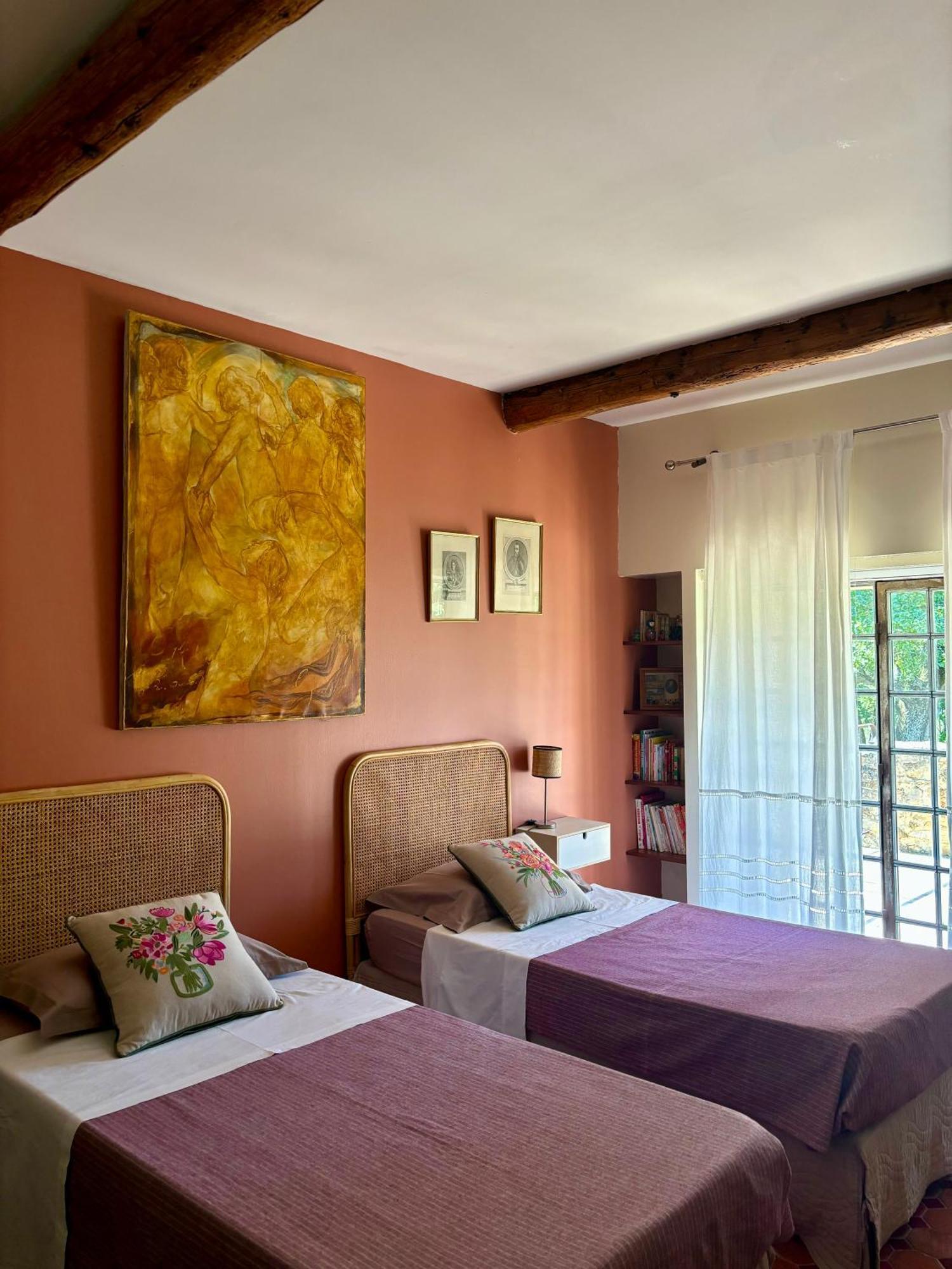 Domaine Du Commandeur Bed & Breakfast Mondragon Bagian luar foto